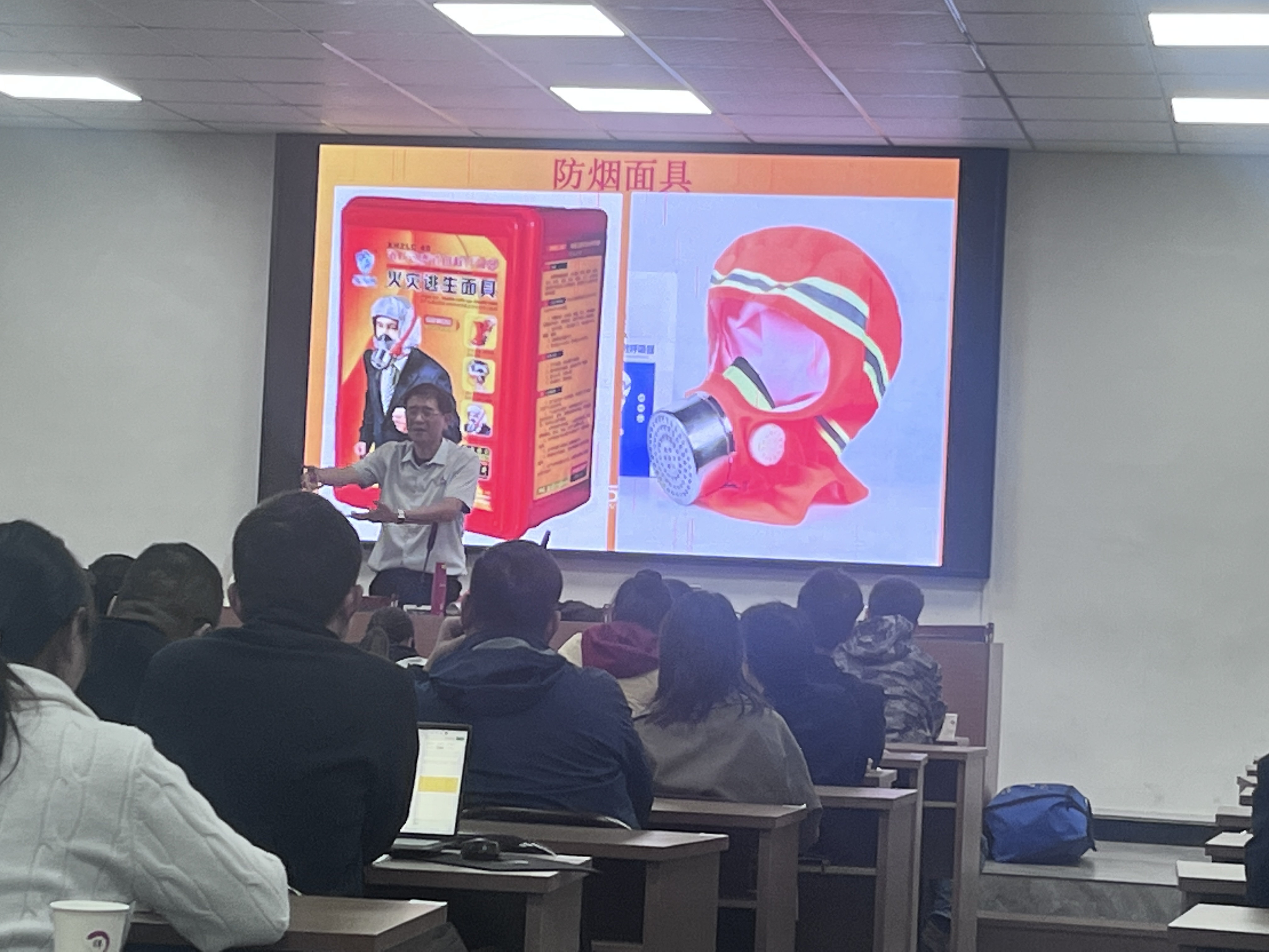 Safety Training Conference for Zinc-Aluminum Alloy Casting Enterprises